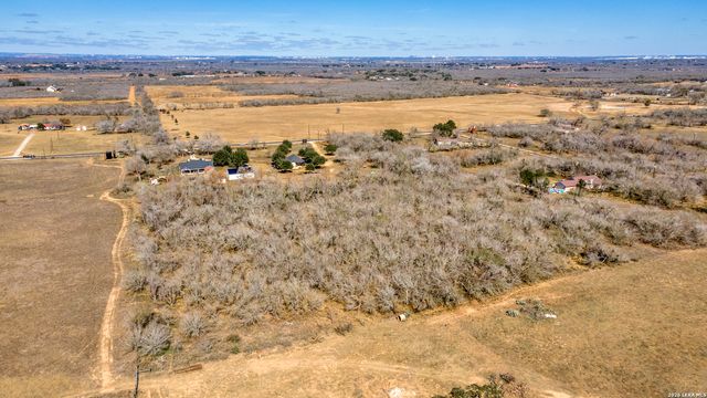 6632 Smith, Von Ormy, TX 78073