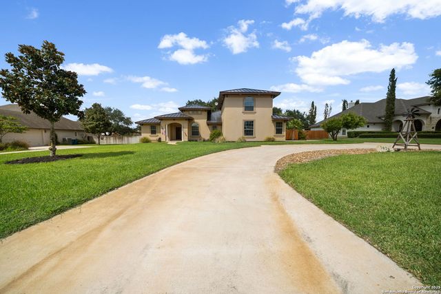 1626 Clover Ridge, Pleasanton, TX 78064