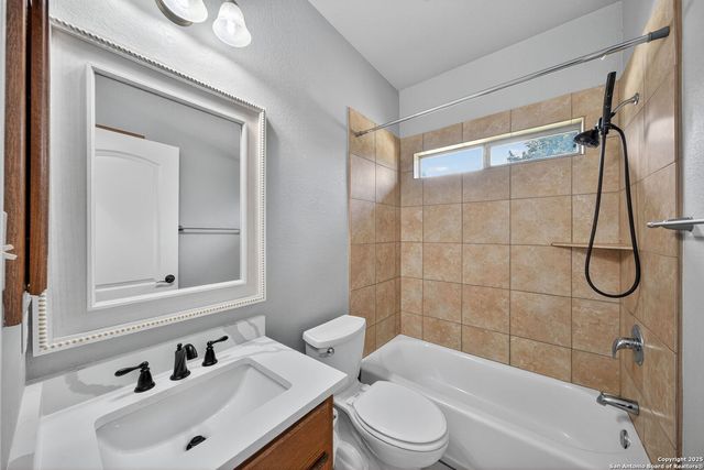 1626 Clover Ridge, Pleasanton, TX 78064