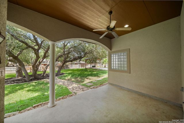 1626 Clover Ridge, Pleasanton, TX 78064