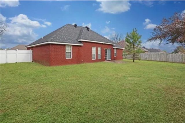 322 Summer Street, Lowell, AR 72745