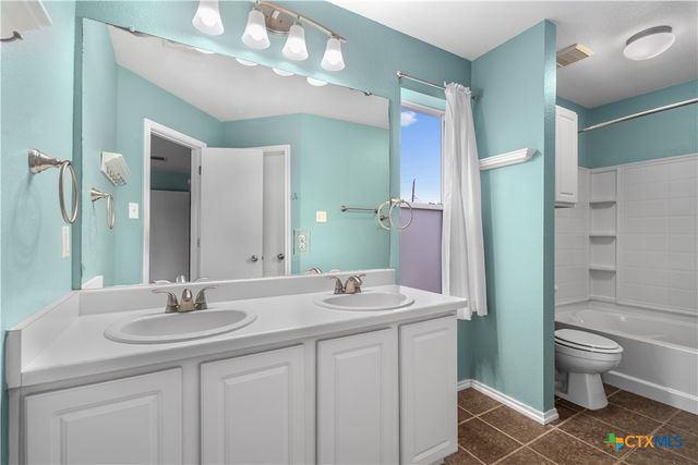 2609 Jason Drive, Taylor, TX 76574