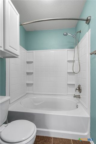 2609 Jason Drive, Taylor, TX 76574
