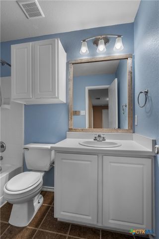 2609 Jason Drive, Taylor, TX 76574