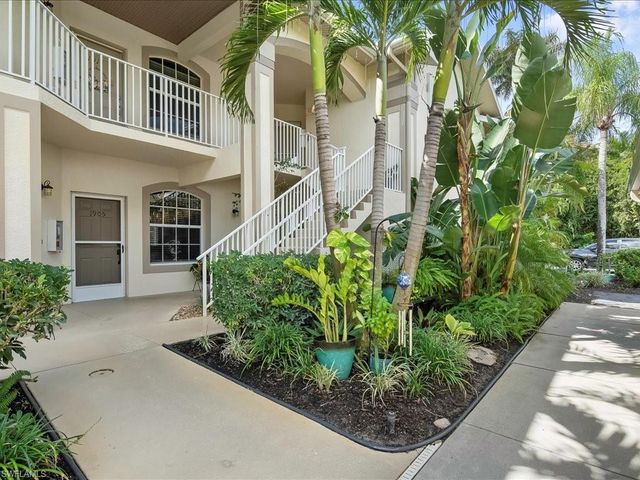 350 Newport DR 1905, Naples, FL 34114