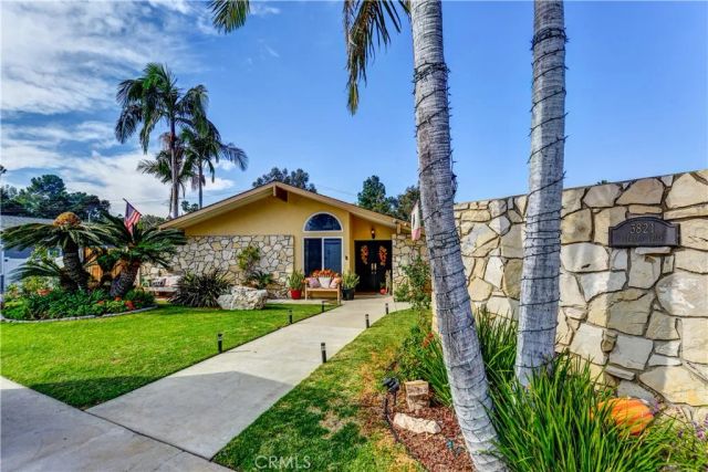 3821 Potrero, Fullerton, CA 92835