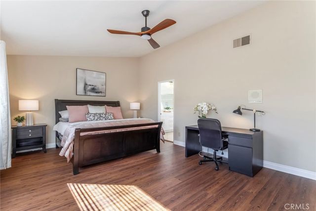 29033 Shadow Valley Lane, Saugus, CA 91390