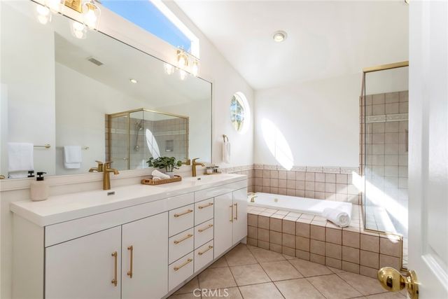 29033 Shadow Valley Lane, Saugus, CA 91390