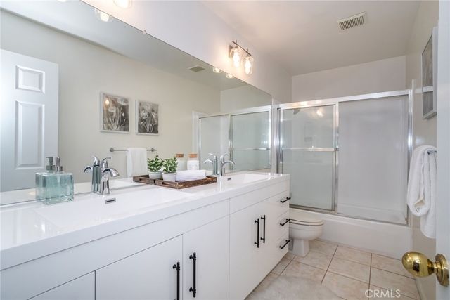 29033 Shadow Valley Lane, Saugus, CA 91390