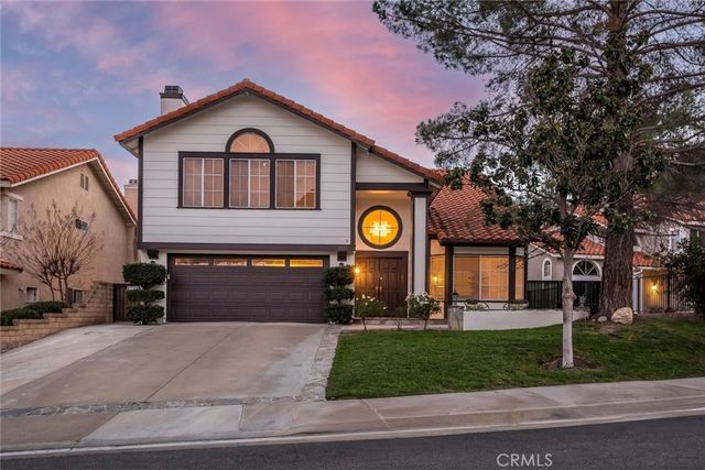 29033 Shadow Valley Lane, Saugus, CA 91390