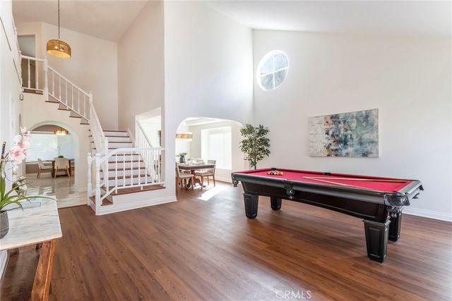 29033 Shadow Valley Lane, Saugus, CA 91390