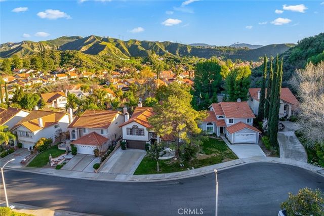 29033 Shadow Valley Lane, Saugus, CA 91390