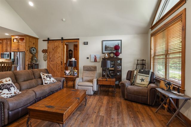 307 Beachside Drive, Trinidad, TX 75163