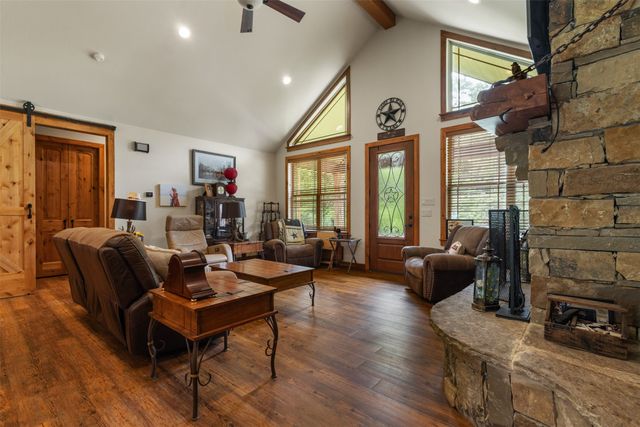 307 Beachside Drive, Trinidad, TX 75163