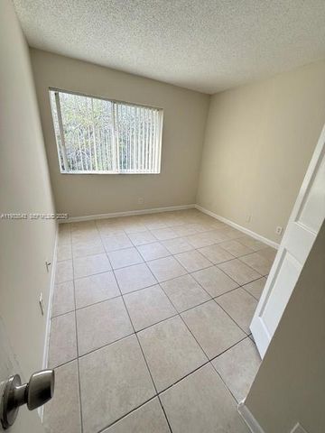 10773 Cleary Blvd 201, Plantation, FL 33324