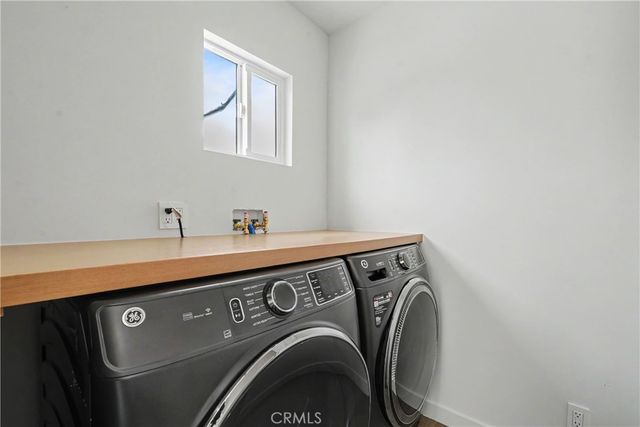 356 Geneva, Claremont, CA 91711