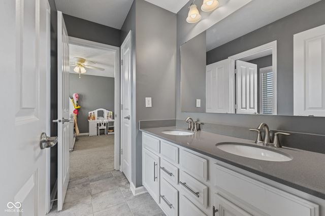 4010 Spylaw Road, Bargersville, IN 46106