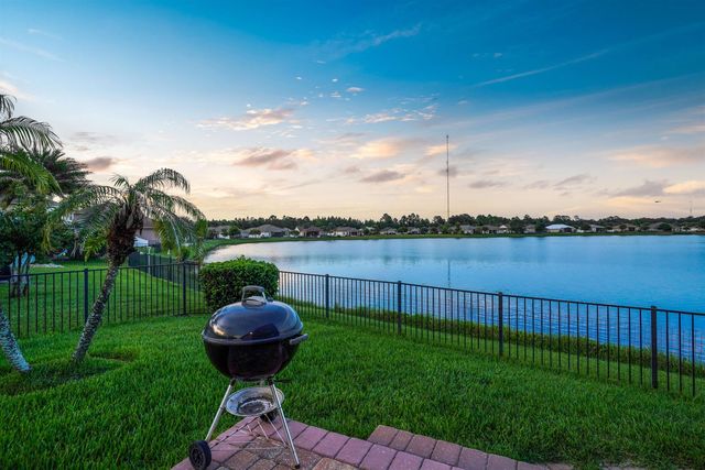 458 Deer Crossing Rd, St Augustine, FL 32086