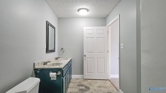 18310 Baker Hill Road, Athens, AL 35611