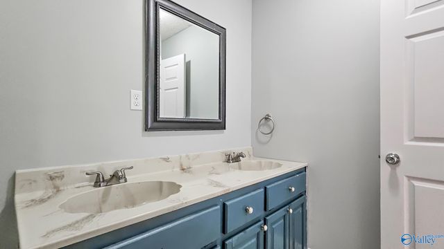 18310 Baker Hill Road, Athens, AL 35611