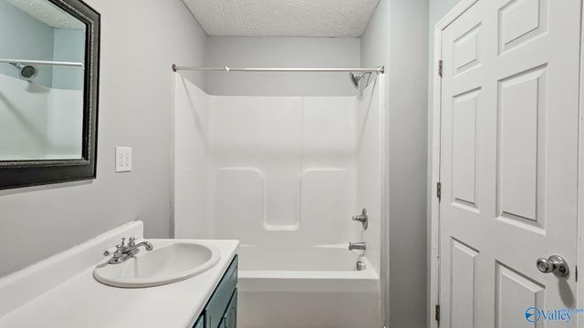 18310 Baker Hill Road, Athens, AL 35611