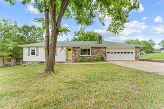 372 Greenbrier Lane, Hollister, MO 65672