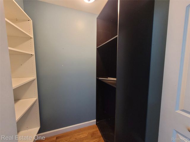 2715 3rd Street, Wyandotte, MI 48192