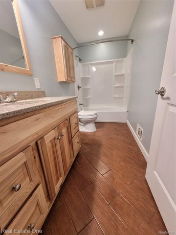 2715 3rd Street, Wyandotte, MI 48192