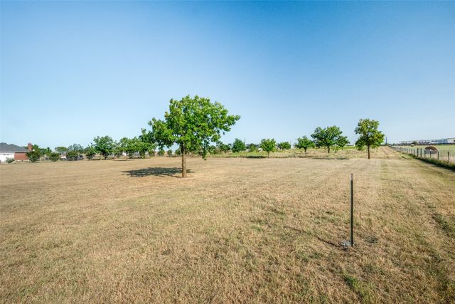 TR 28 5.0 ACRES Lois Road W, Sanger, TX 76266