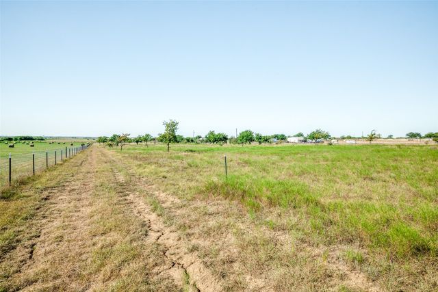 TR 28 5.0 ACRES Lois Road W, Sanger, TX 76266