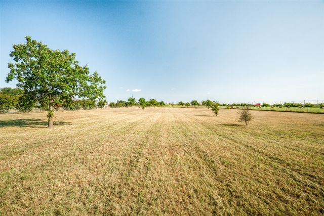 TR 28 5.0 ACRES Lois Road W, Sanger, TX 76266