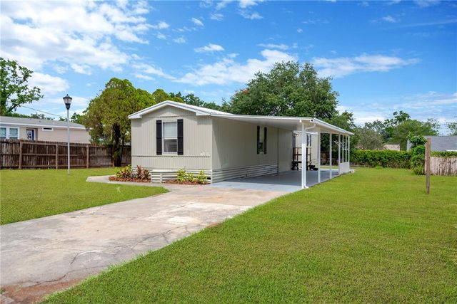 2204 VILLA DRIVE, Valrico, FL 33594