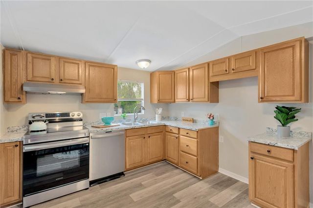 2204 VILLA DRIVE, Valrico, FL 33594