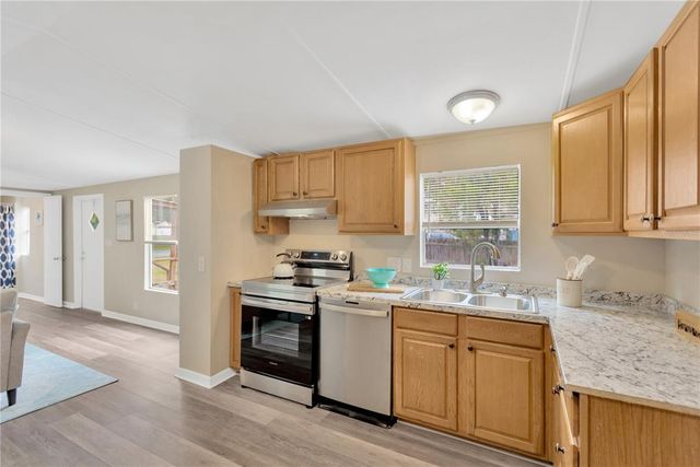 2204 VILLA DRIVE, Valrico, FL 33594