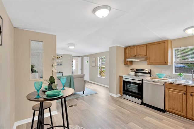 2204 VILLA DRIVE, Valrico, FL 33594