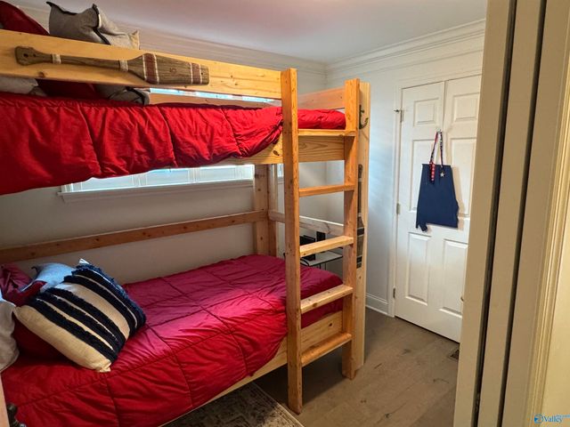 1475 Point Of Pines, Guntersville, AL 35976