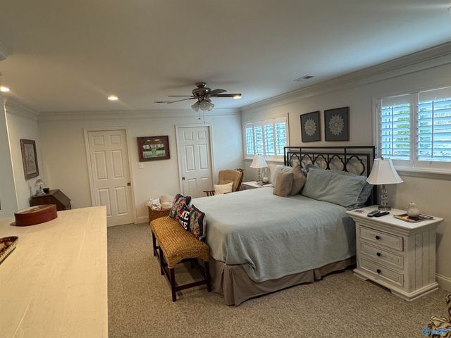 1475 Point Of Pines, Guntersville, AL 35976