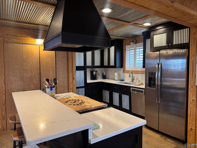 1475 Point Of Pines, Guntersville, AL 35976