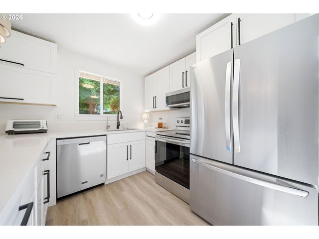 4567 Se WHITE LAKE Rd, Milwaukie, OR 97222