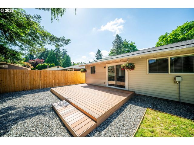 4567 Se WHITE LAKE Rd, Milwaukie, OR 97222