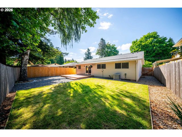 4567 Se WHITE LAKE Rd, Milwaukie, OR 97222