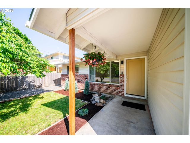 4567 Se WHITE LAKE Rd, Milwaukie, OR 97222