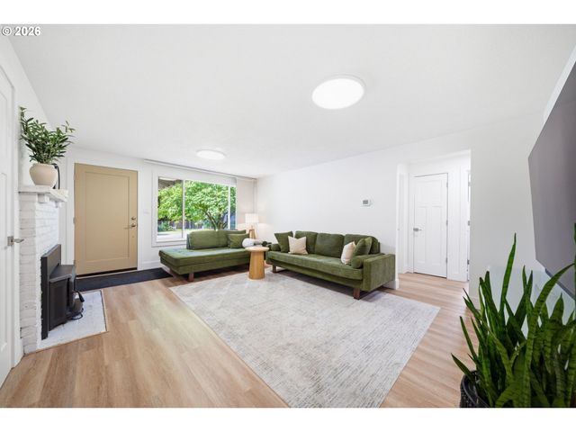 4567 Se WHITE LAKE Rd, Milwaukie, OR 97222