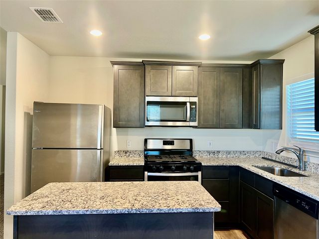 1814 Fergus Drive, Ponder, TX 76259