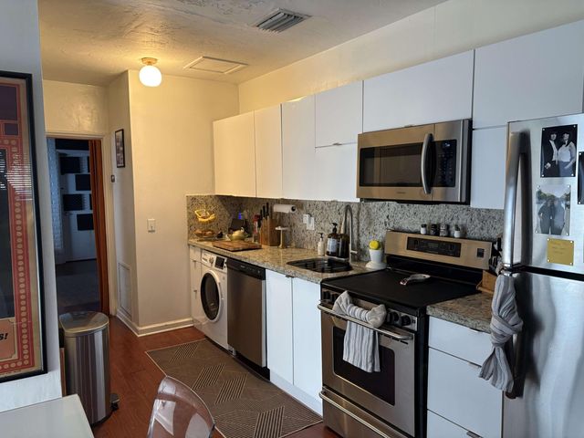 1538 NW 15th Avenue, Miami, FL 33125