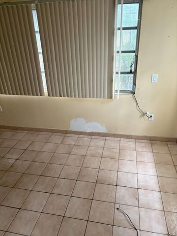 1538 NW 15th Avenue, Miami, FL 33125