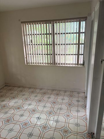 1538 NW 15th Avenue, Miami, FL 33125