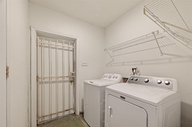 1207 Stonecrest Drive, Houston, TX 77018