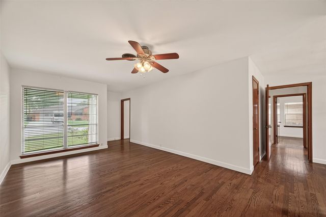 1207 Stonecrest Drive, Houston, TX 77018