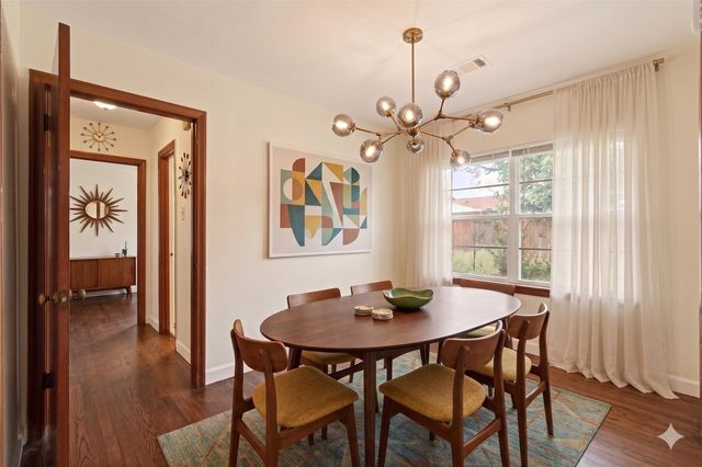 1207 Stonecrest Drive, Houston, TX 77018